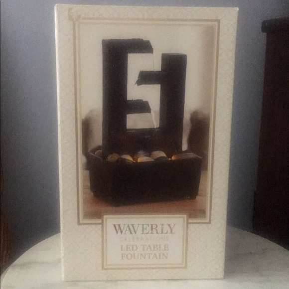 NWOT Waverly Celebrations LED Table Fountain - Picture 2 of 7